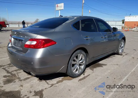 2013 Infiniti M37X z USA, uszkodzony, nr VIN JN1BY1AR2DM602923
